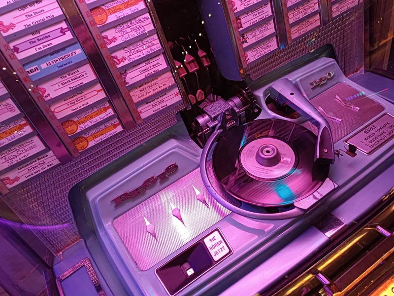 Rock-Ola 1488 Regis 120